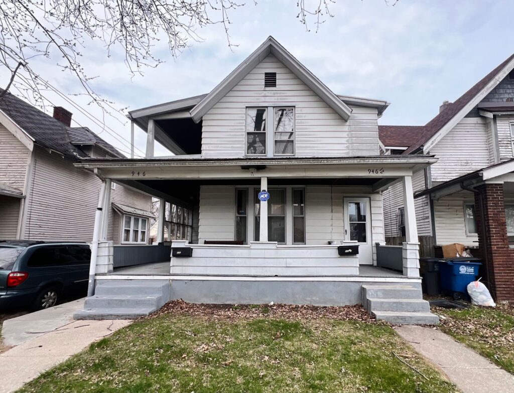 946 1/2 Butler St – Upper, Toledo, OH 43605