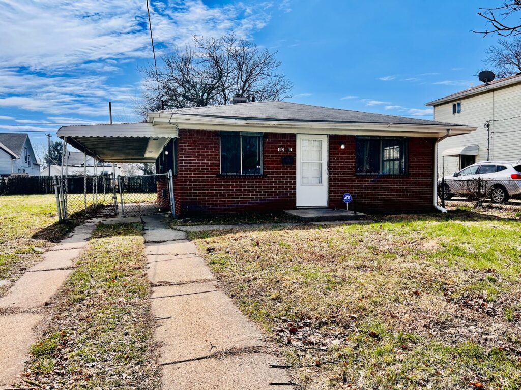 1217 Tecumseh St, Toledo, OH 43607