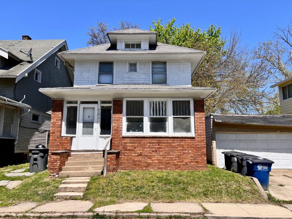 610 Cadillac St, Toledo, OH 43610