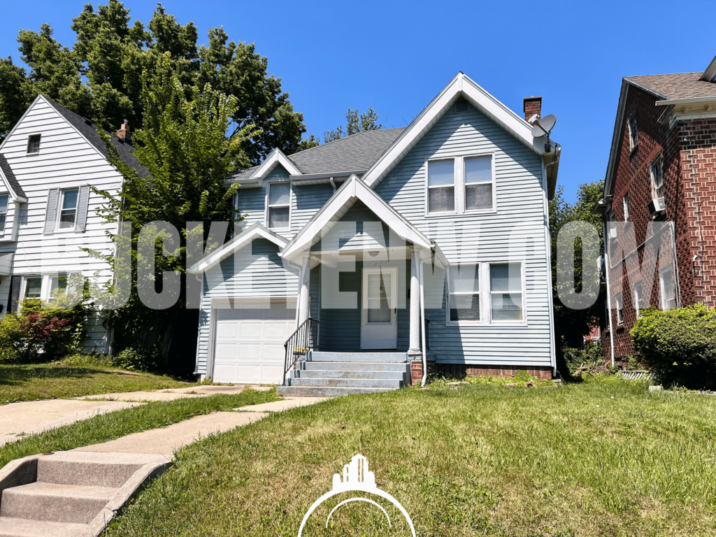 1308 Thatcher Dr, Toledo, OH 43606