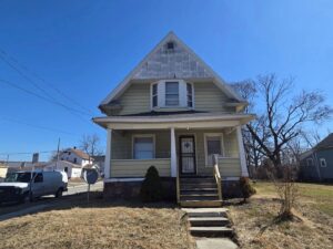 247 Sumner St, Toledo, OH 43609
